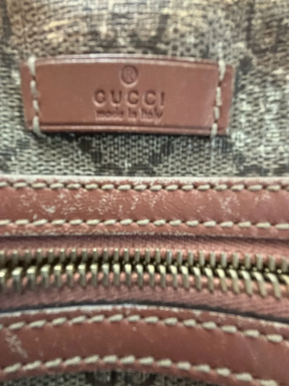 RARE Limited Edition Gucci GG Supreme Star Flat Messenger Crossbody Bag - Picture 4 of 10